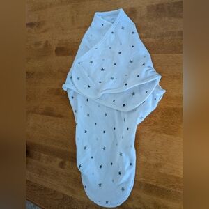 Aden & Anis White Swaddle with Star Pattern